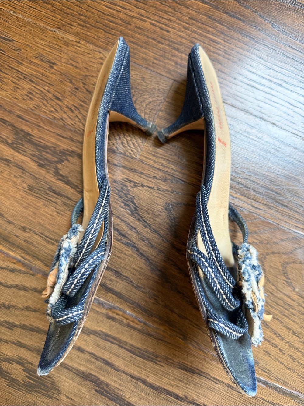 MIU MIU Vintage Y2K Blue Denim Slide Mules Floral Accent Kitten Heel Sz 38.5 - Picture 4 of 10